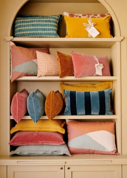 Sezane Coussin Rayures Velours - Petit Modèle- Les Tissus