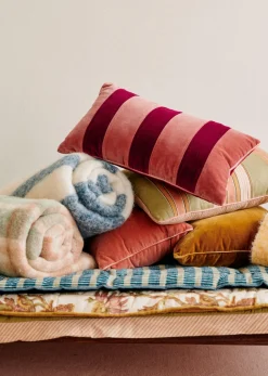 Sezane Coussin Rayures Velours - Petit Modèle- Les Tissus