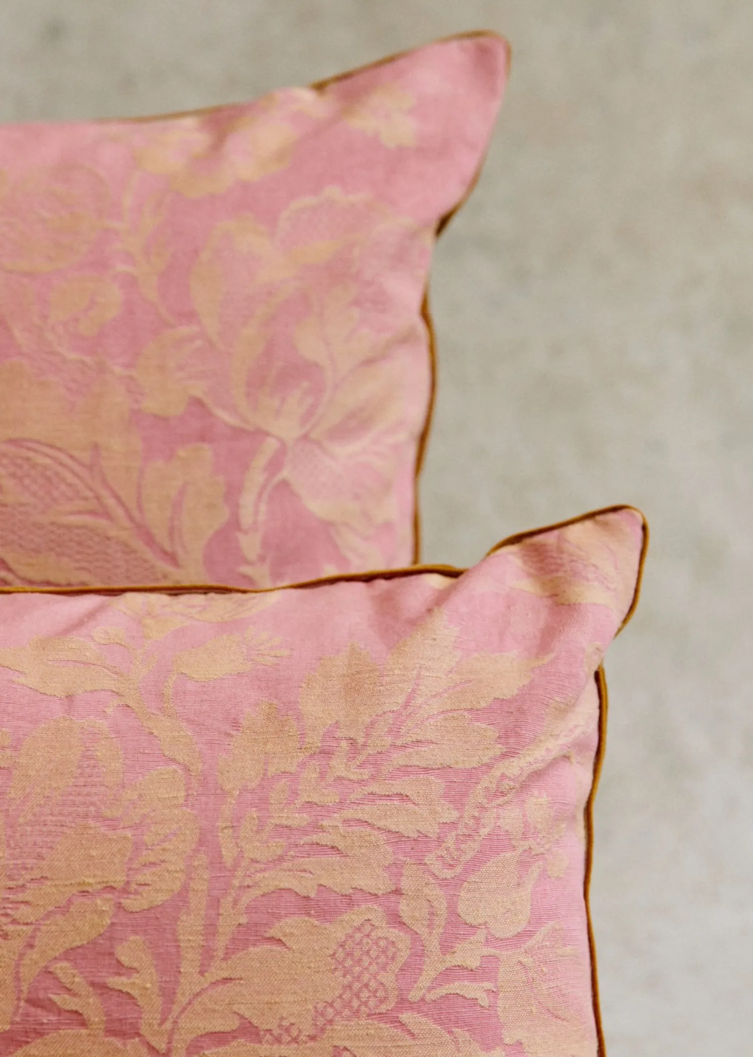 Sezane Coussin Vintage - Petit Modèle- La Sélection Vintage|Les Tissus