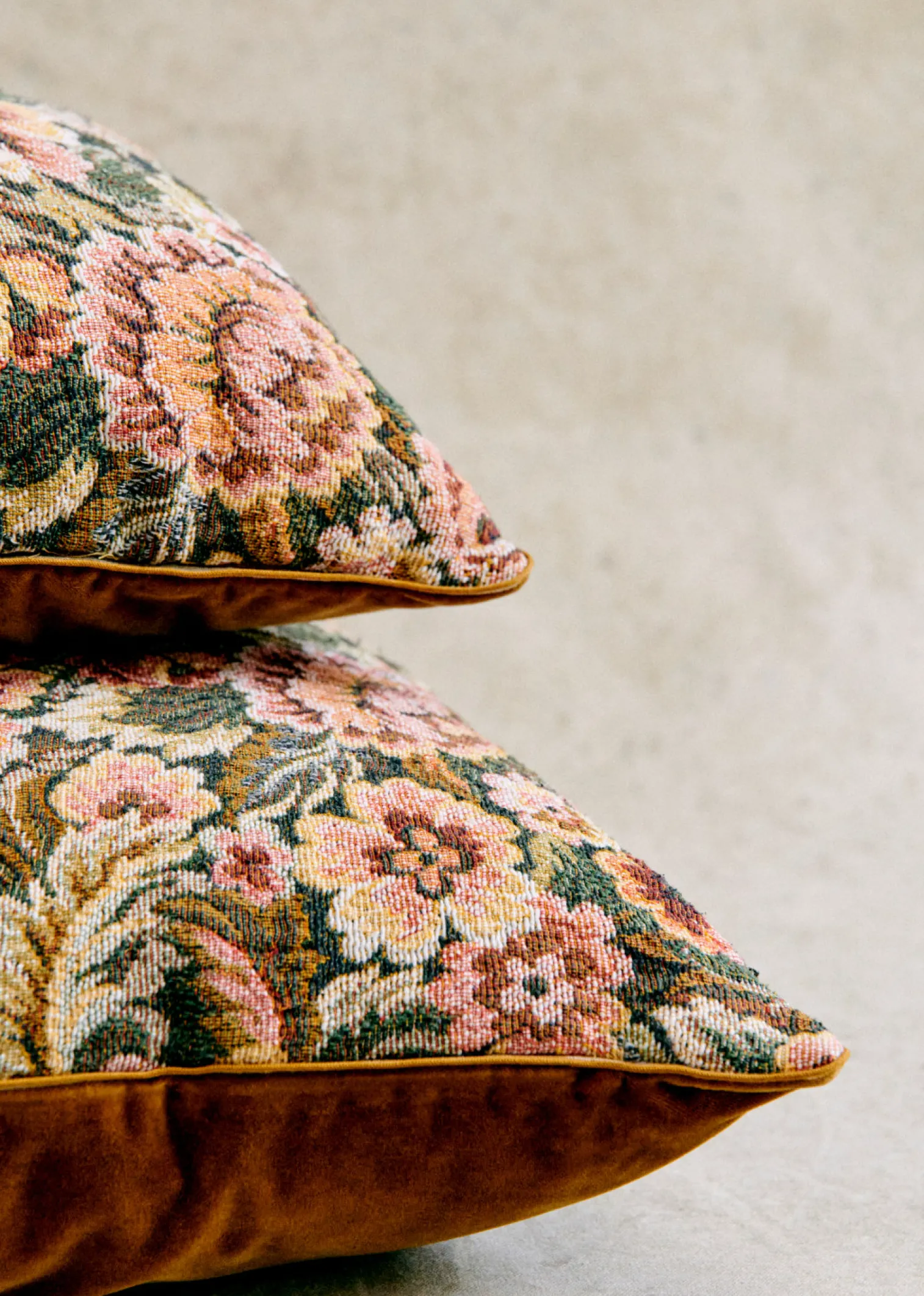 Sezane Coussin Vintage - Petit Modèle- La Sélection Vintage|Les Tissus