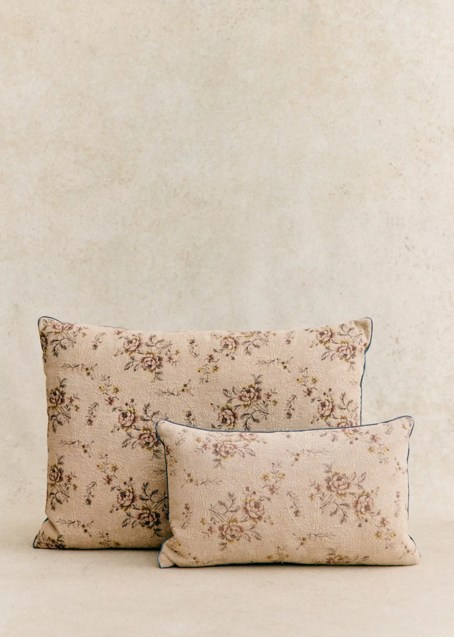 Sezane Coussin Vintage - Très Grand Modèle- La Sélection Vintage|Les Tissus