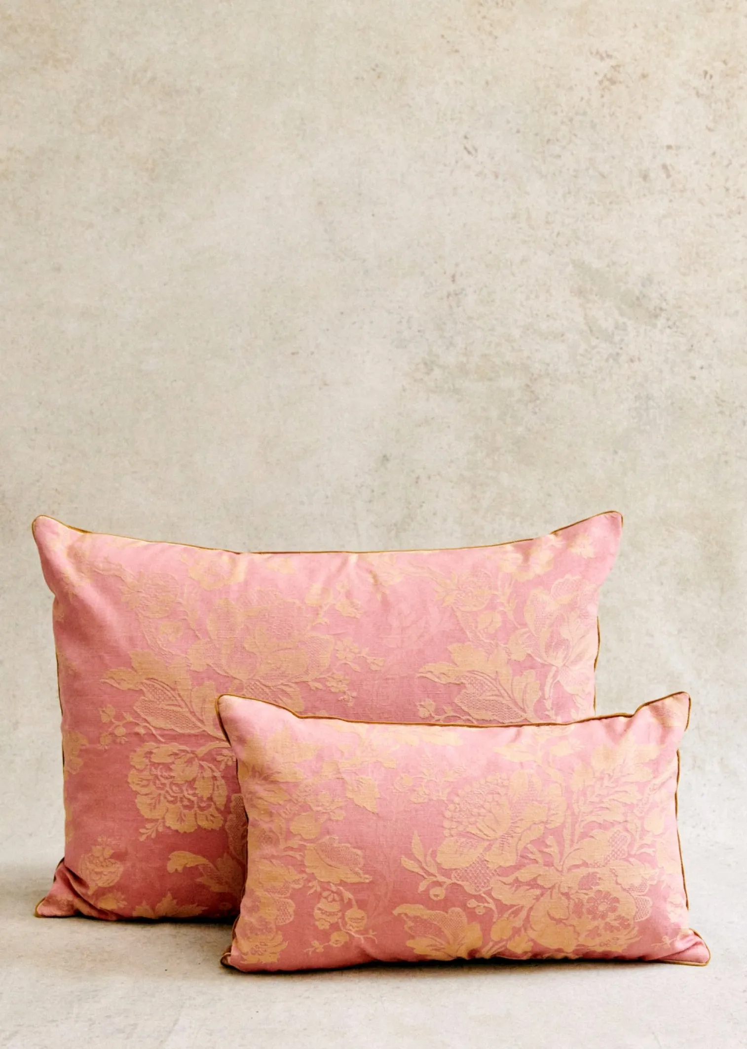 Sezane Coussin Vintage - Très Grand Modèle- La Sélection Vintage|Les Tissus