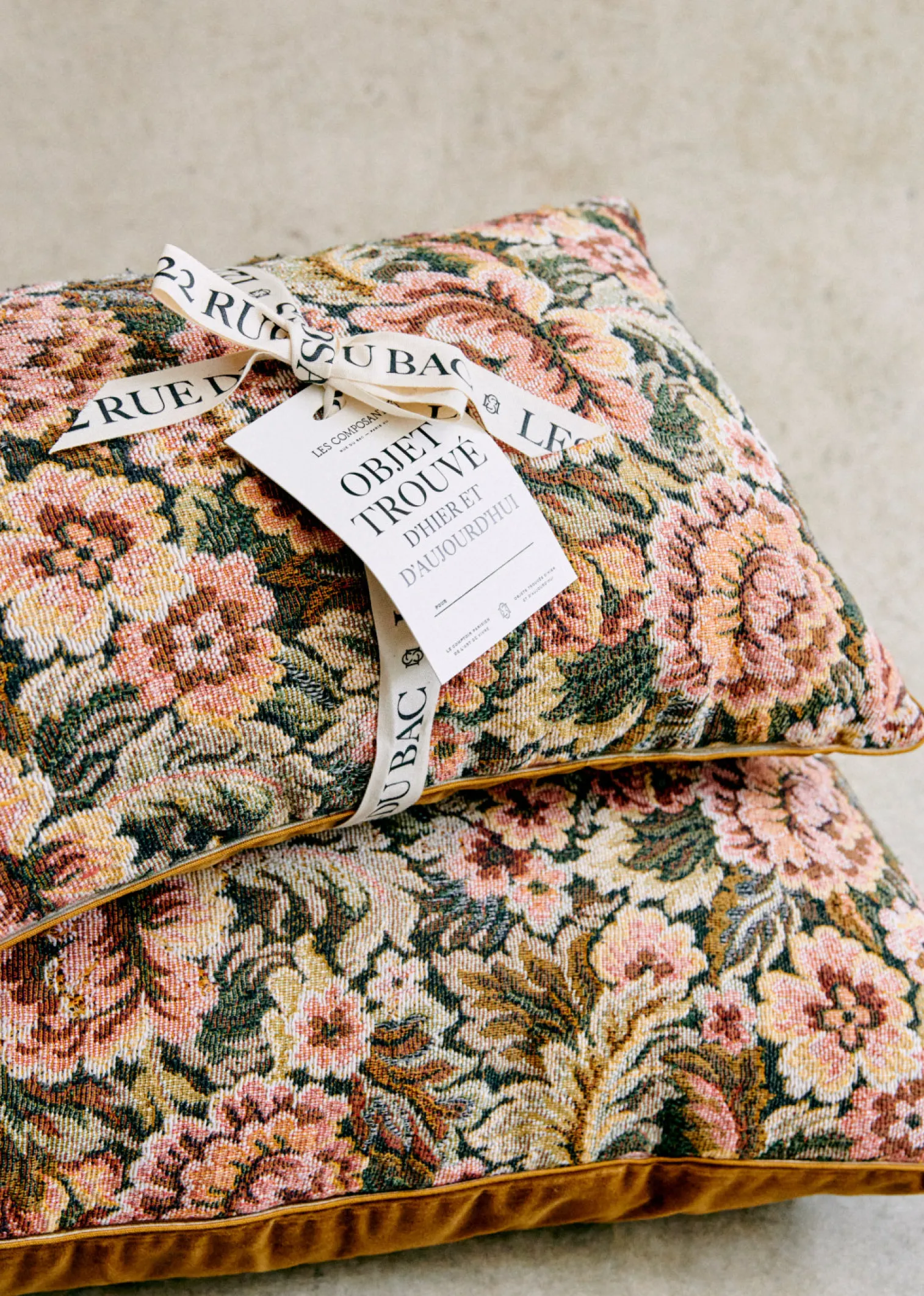 Sezane Coussin Vintage - Très Grand Modèle- La Sélection Vintage|Les Tissus