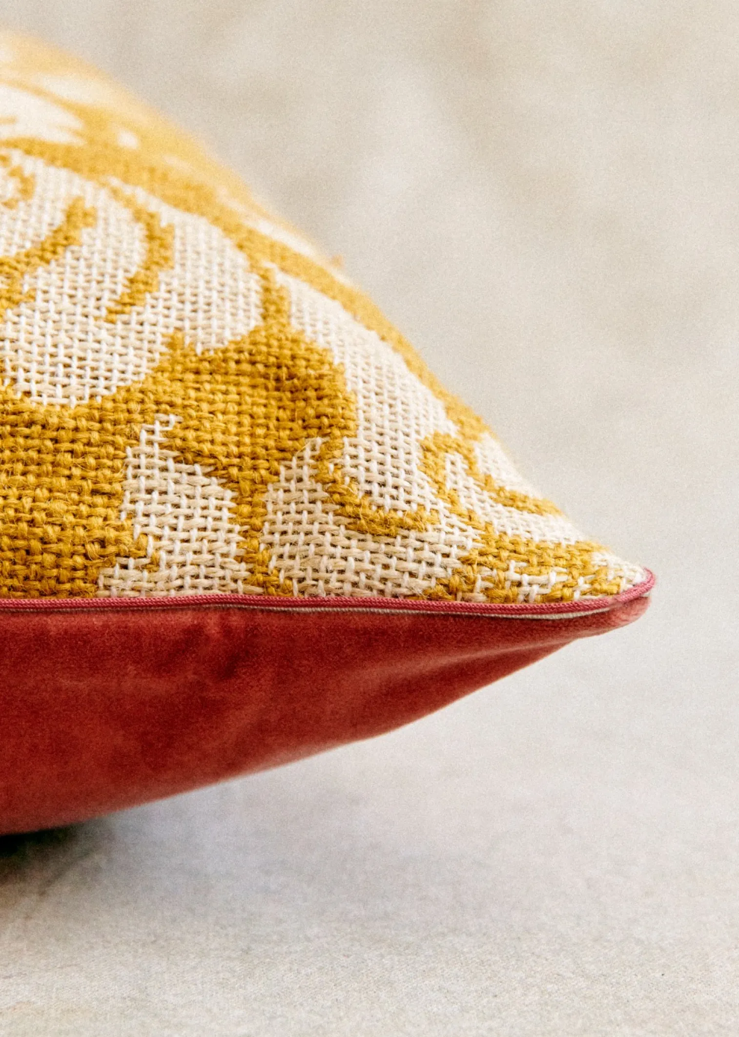 Sezane Coussin Vintage - Très Grand Modèle- La Sélection Vintage|Les Tissus