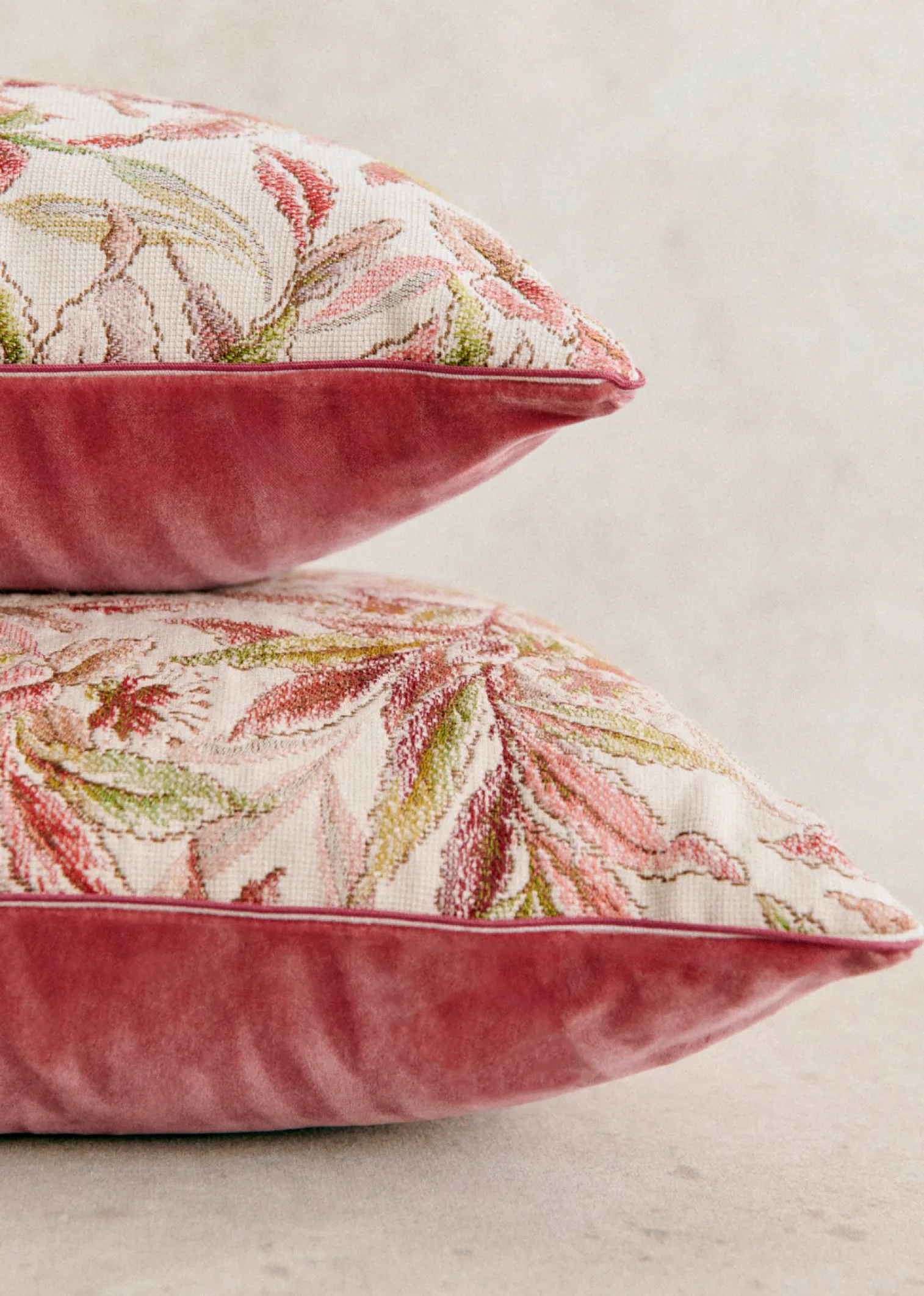 Sezane Coussin Vintage - Très Grand Modèle- La Sélection Vintage|Les Tissus