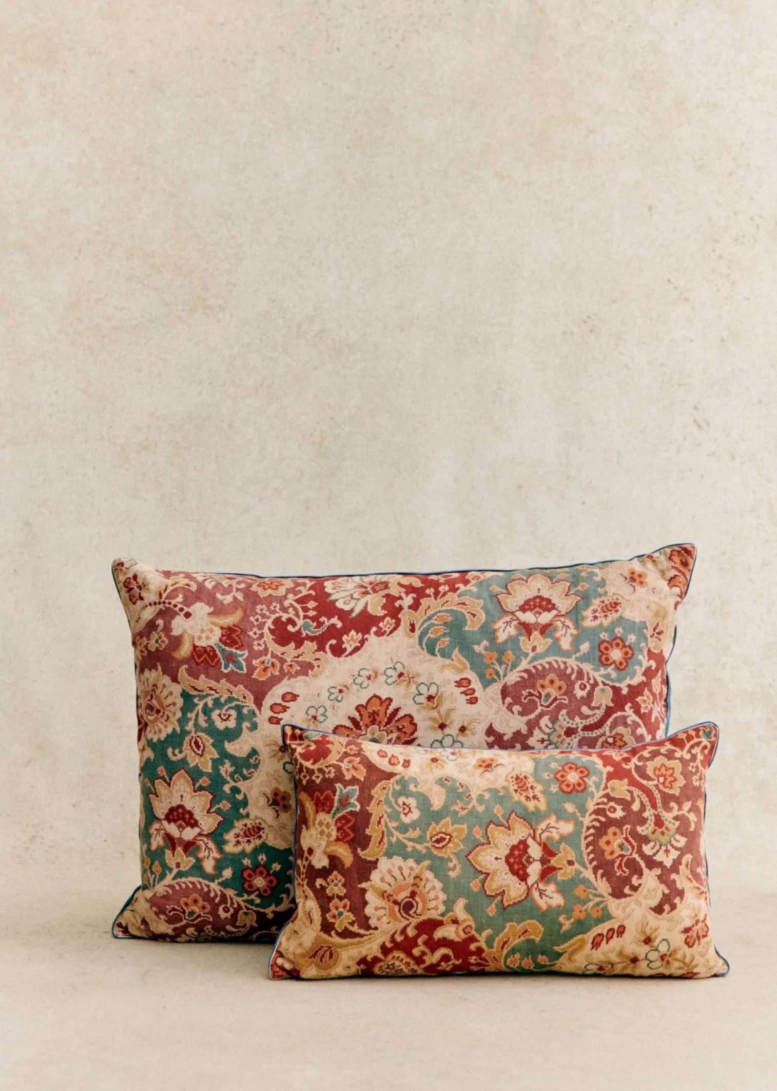 Sezane Coussin Vintage - Très Grand Modèle- La Sélection Vintage|Les Tissus