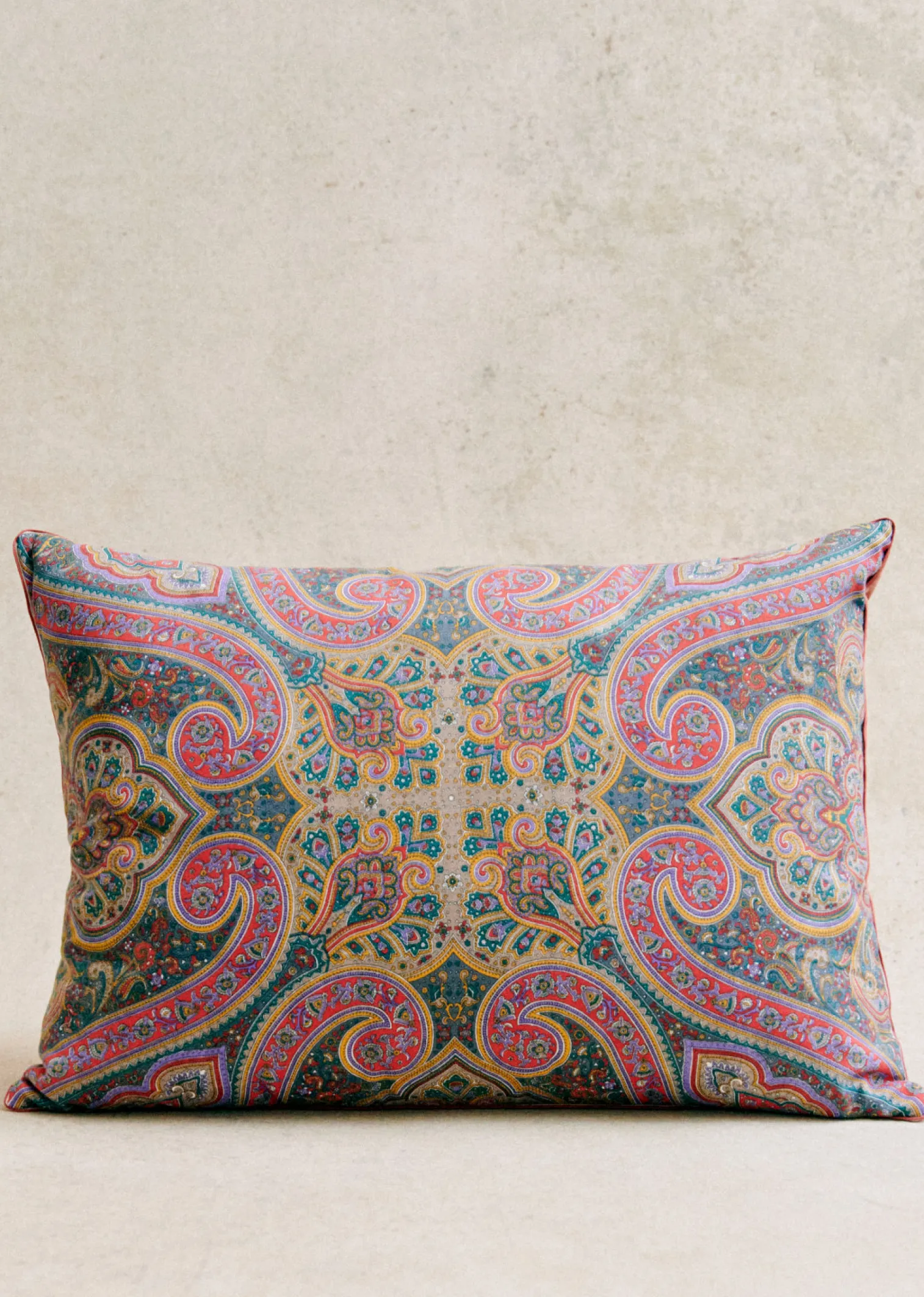 Sezane Coussin Vintage - Très Grand Modèle- La Sélection Vintage|Les Tissus