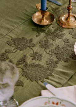 Sezane Nappe Brodée- Les Tissus|La Vaisselle