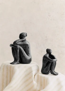Sezane Sculpture Guénolée Courcoux - Femme Dans Ses Pensées Petit Modèle- Les Invités
