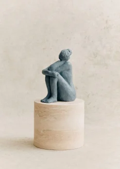 Sezane Sculpture Guénolée Courcoux - Femme Dans Ses Pensées Grand Modèle- Les Invités